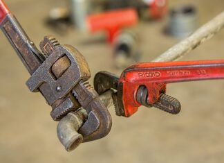 Jak prawidłowo zapiąć psa w aucie? Jak prawidłowo zapiąć psa w aucie?