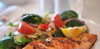 Czy w Morzu Martwym da się pływać?