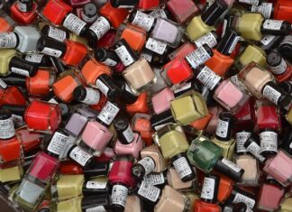 Czym lakierować żywicę epoksydową?