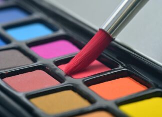 Czy można malować żywicę poliestrową?