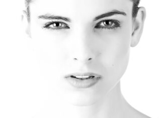 Czym najlepiej skleić skórę?