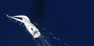 Jak się pisze żeglować?