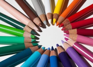 Do czego lakierowane mokasyny?