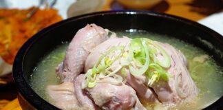 Co dodać do rosołu żeby był aromatyczny?